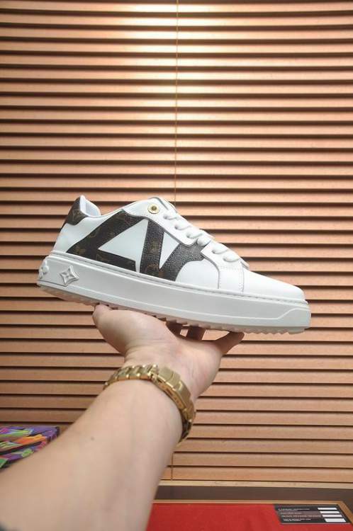 Picture of Louis Vuitton Shoes _SKULVsz38-45hnq124115846